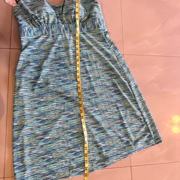 Stylish Blue and Green Halter Dress - Picture 5 of 14